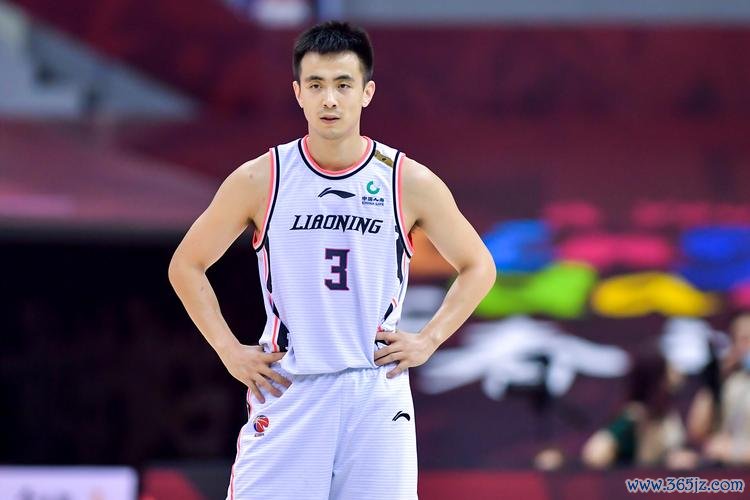 赵继伟22+8弗格狂砍39分 辽宁力克浙江迎来开门红