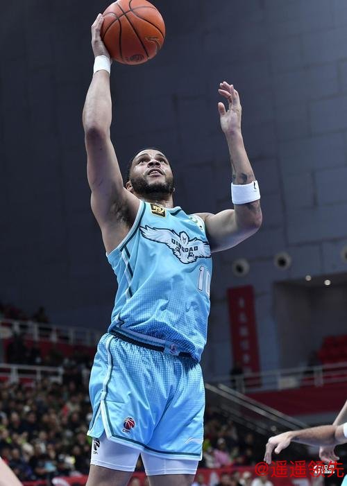 CBA-韦瑟斯庞25+9+6 米奇23+15 深圳力克青岛