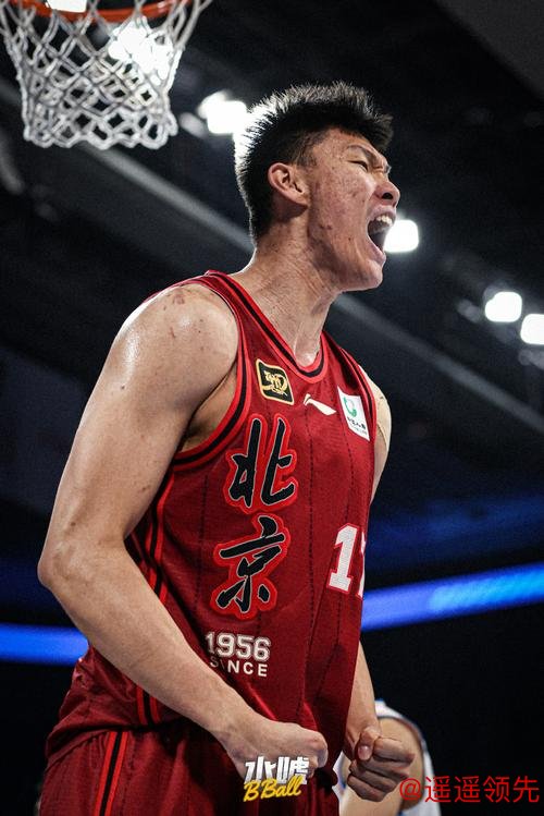 范子铭：赛前压力巨大 第四节拼抢篮板更多靠本能驱动